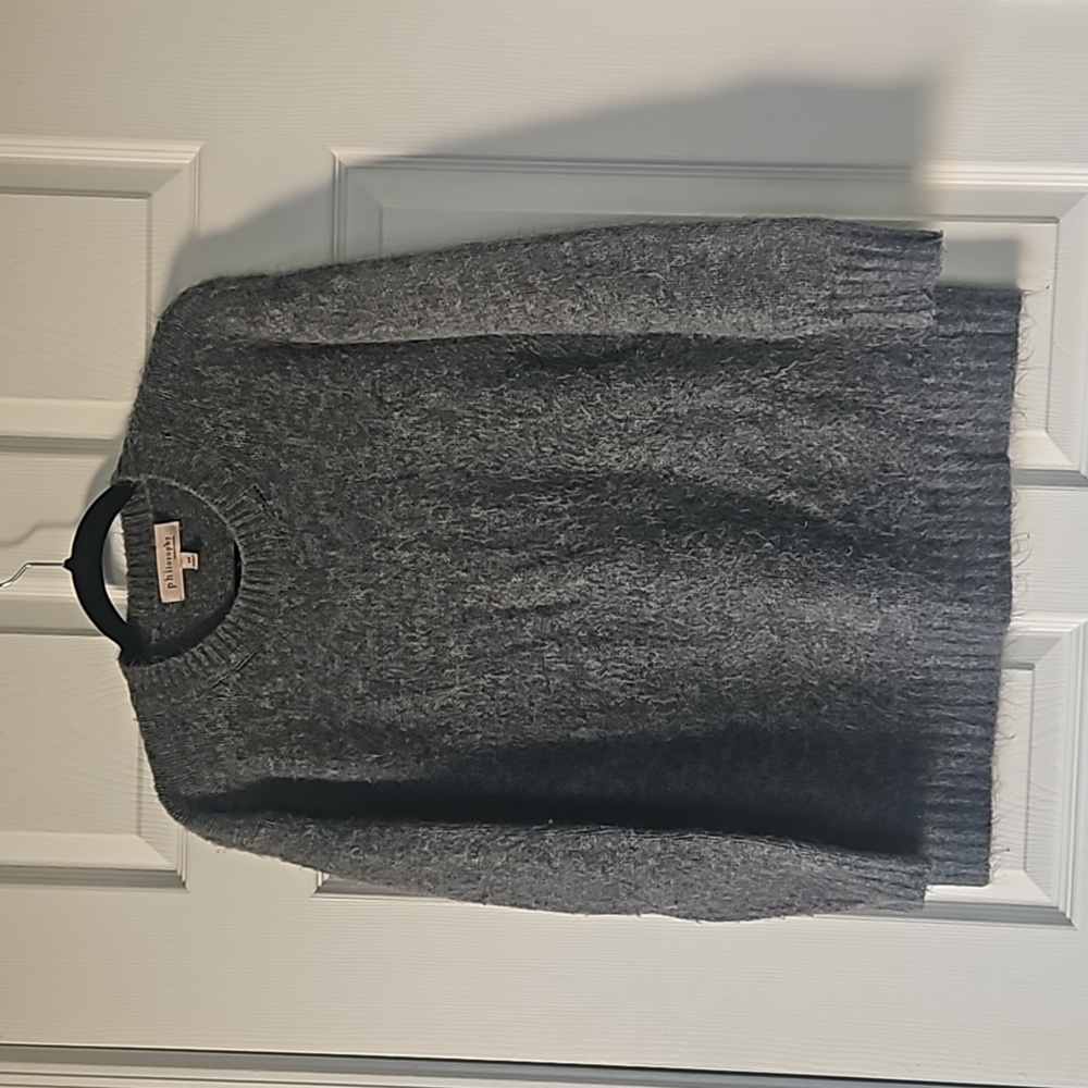 Philosophy sweater XS